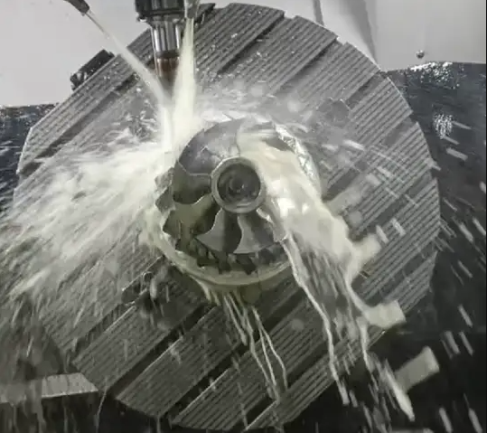 How to Select Cutting Fluids for High-Temperature Alloy Impeller Machining 19:04 1