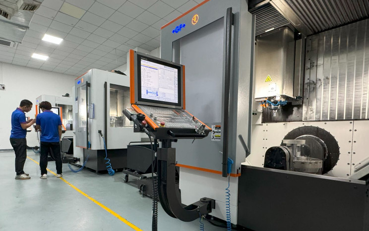 CNC Machines in Precision machining 3031 24