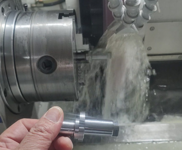 Optimizing Surface Finish in Grinding Processes: A Comprehensive Guide 05:28 1
