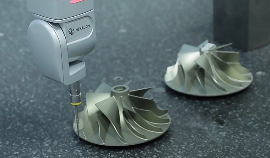 Tolerance Control Techniques in CNC Axis Processing 04:17 3