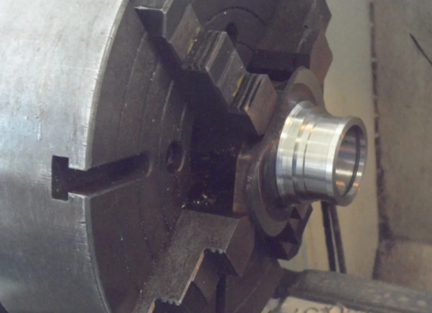 Valve Body Parts Machining: Specialized Chuck Jaw and CNC Lathe Solutions 02:09 1