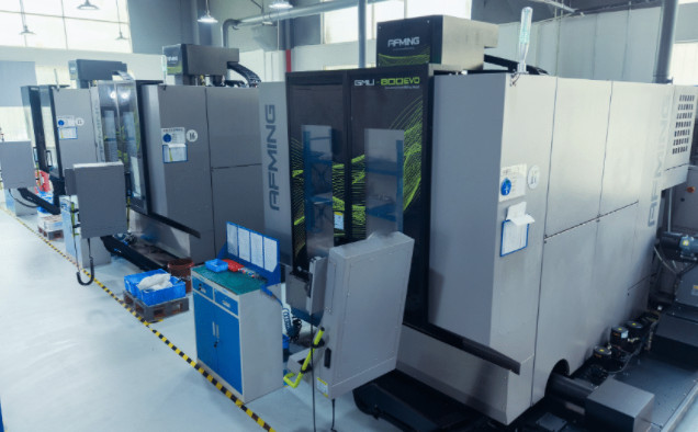 How to Avoid Delivery Delays When Choosing a CNC Machining Factory 02:08 4