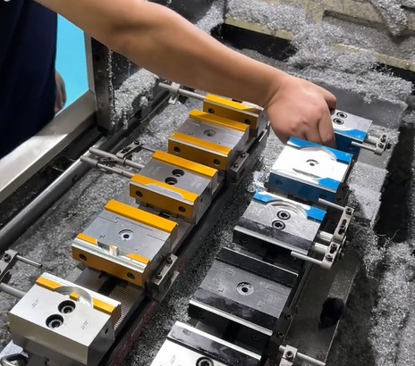 CNC Factories Handle Urgent Orders 3530 0