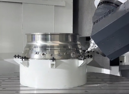 Adaptive Control Technology in Aero-Engine Combustor Casing Machining 16:13 1