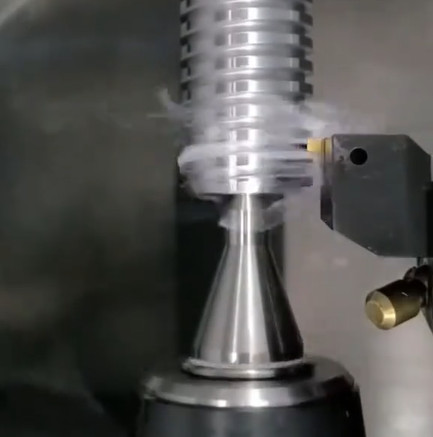 How to Optimize Deep Rectangular Spiral Groove Machining 11:15 2