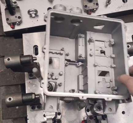 Geometric Accuracy Control in Machining 16:13 1
