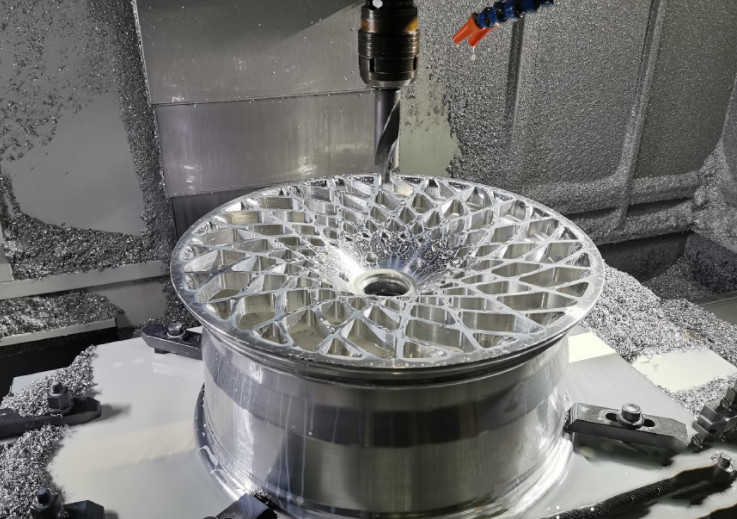 Wheel Hub Machining 18:55 3