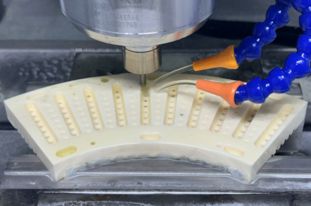 Ceramics Machining 4710 0